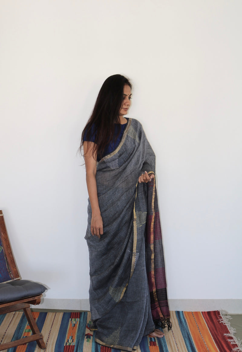 GREY LINEN SAREE