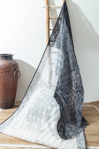 GREY LINEN SAREE